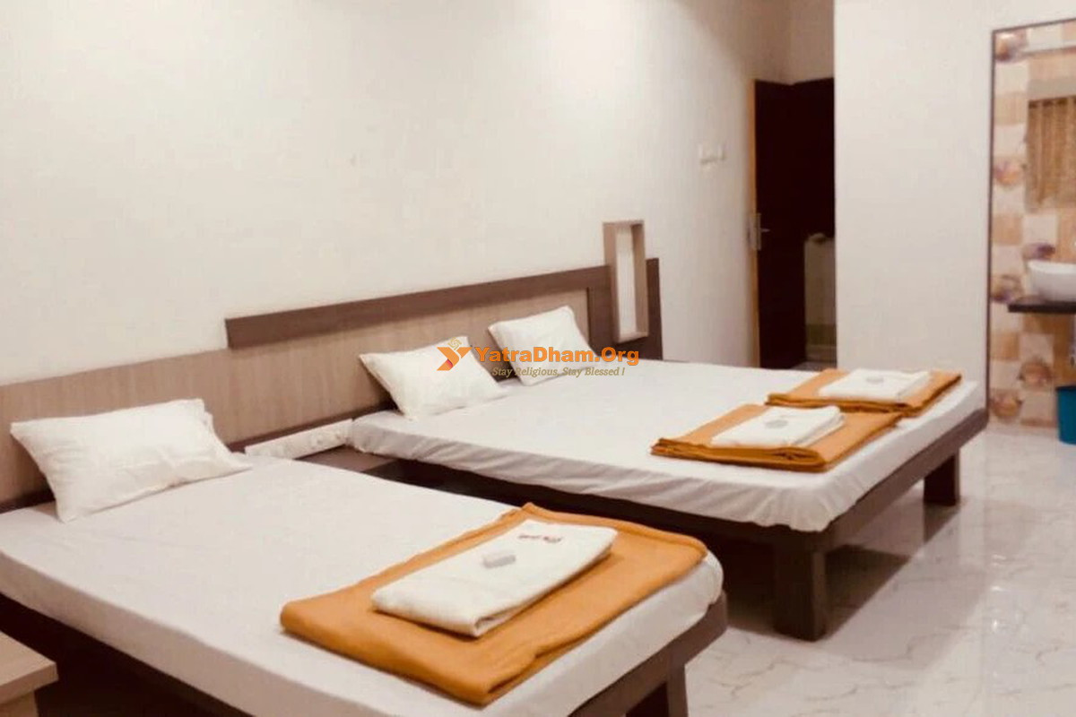Hotel Mangalam - Narsinhwadi (Kolhapur) 