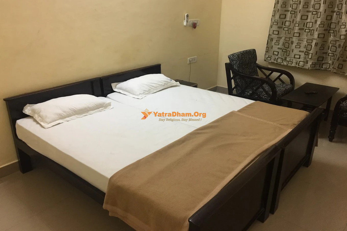 Hotel Haritha (APTDC) - Lepakshi