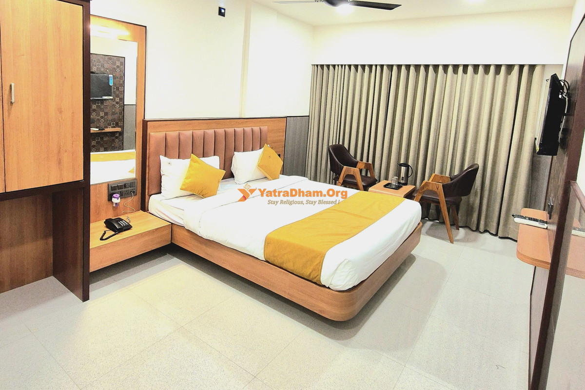 Hotel Sunrise - Dwarka (Near Saurashtra Leuva Patel Samaj Bhavan)