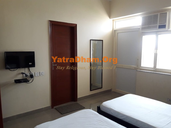 Daga Dharamshala Jatipura Room