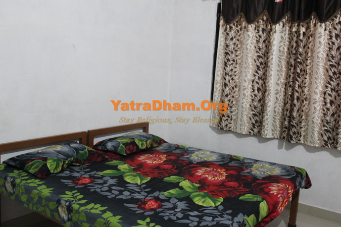 Dandi Swami Ashram Dakor 2 Bed non-AC Room