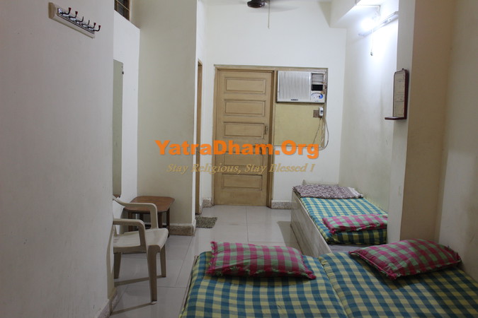 Punit Ashram Dakor AC Room