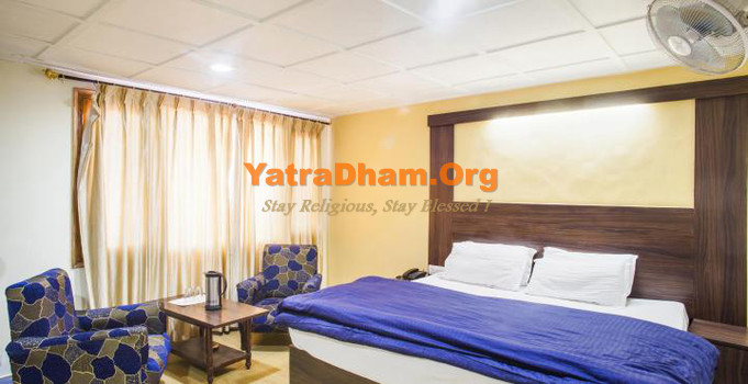 Shimla Hotel Dalziel 2 Bed Room View 3