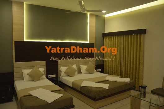 Hotel Darshan Inn Tarapur 3 Bed AC Room