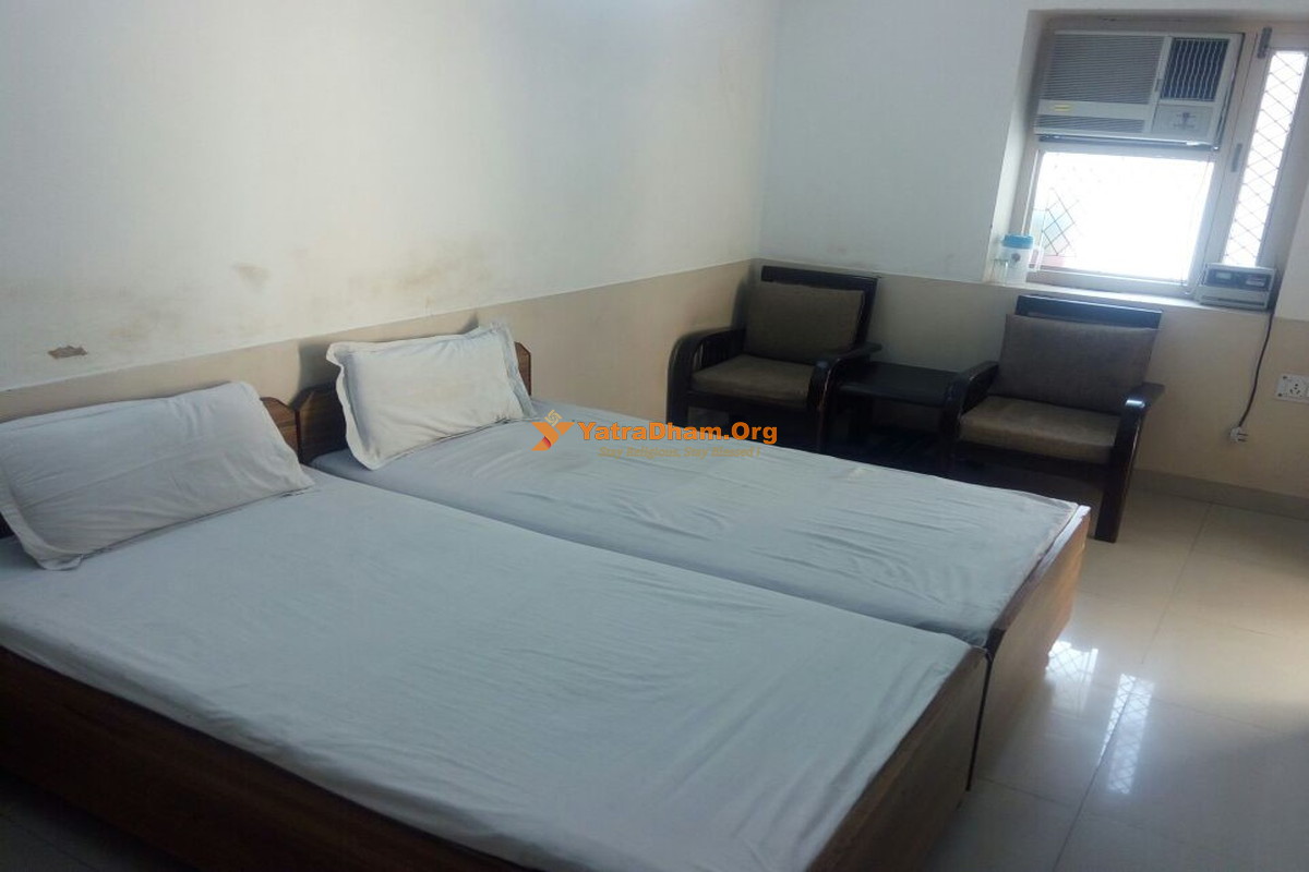 Birla Dharamshala (Laxmi Narayan Mandir) Delhi 2 Bed Room