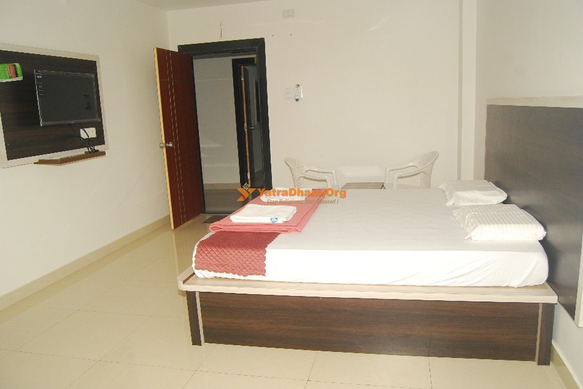 Sri Kakatiya Grand Residency Bhadrachalam 2 Bed Deluxe AC Room
