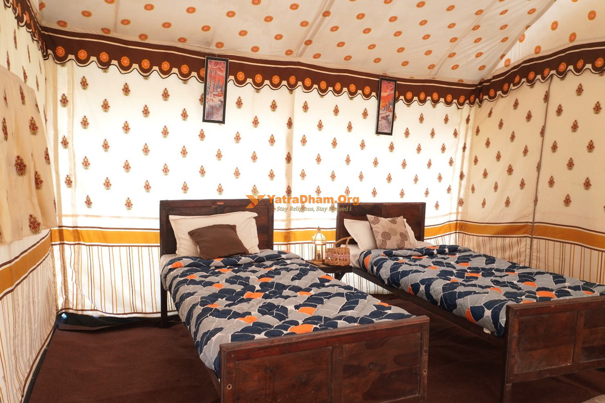 Deluxe and Super Deluxe Tent at Prayagraj (Allahabad)