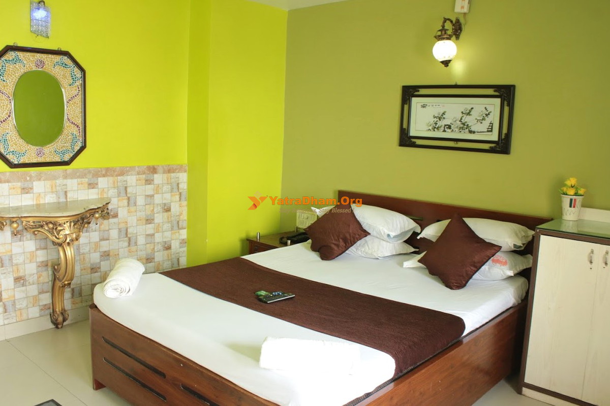 Reba Beach Resort Puri 2 Bed Room