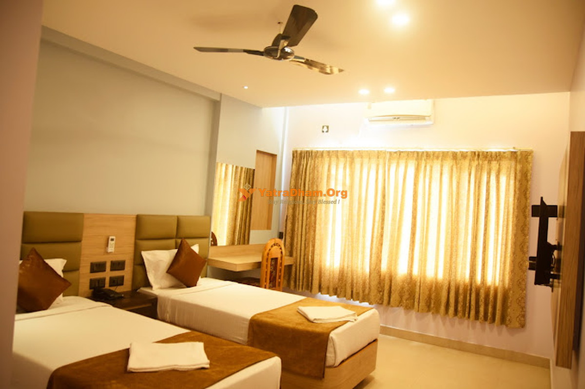 Hotel OM International Gokarna Room