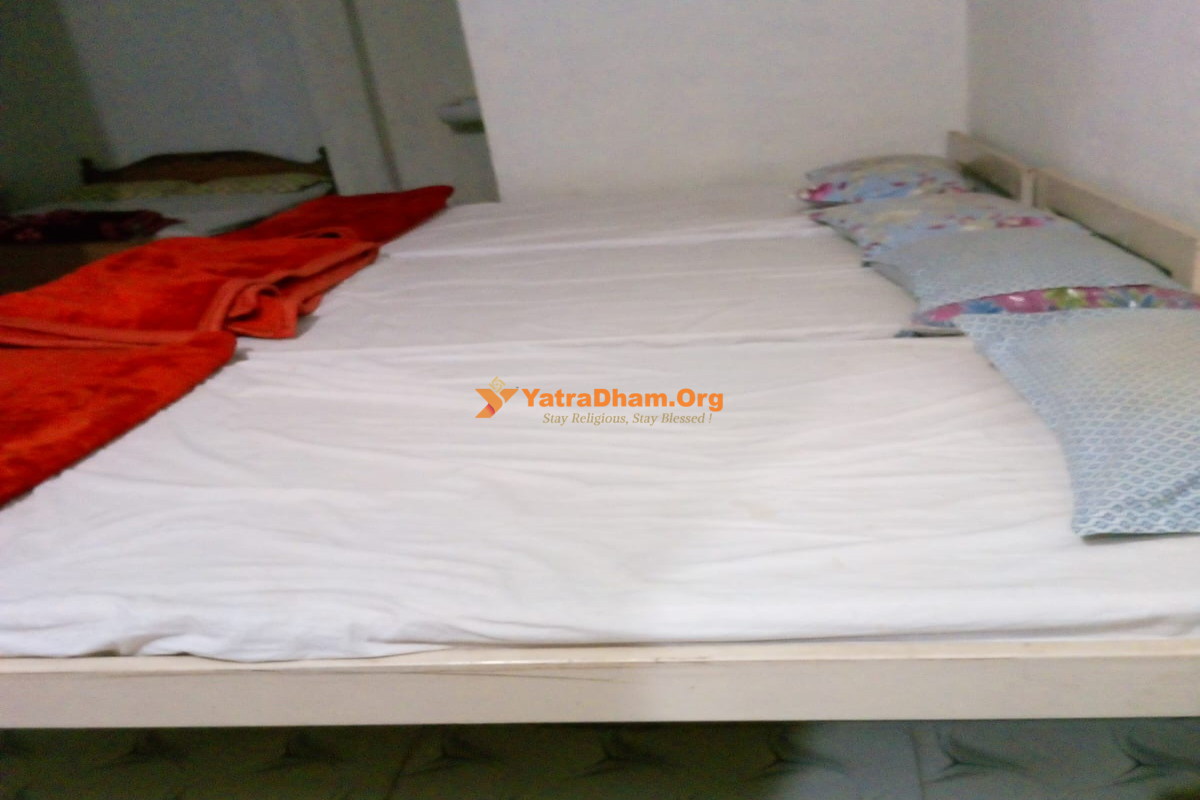 Ujjain (Narsinh Ghat) Shree Laxmi Venkatesh Ashram 5 Bed Room