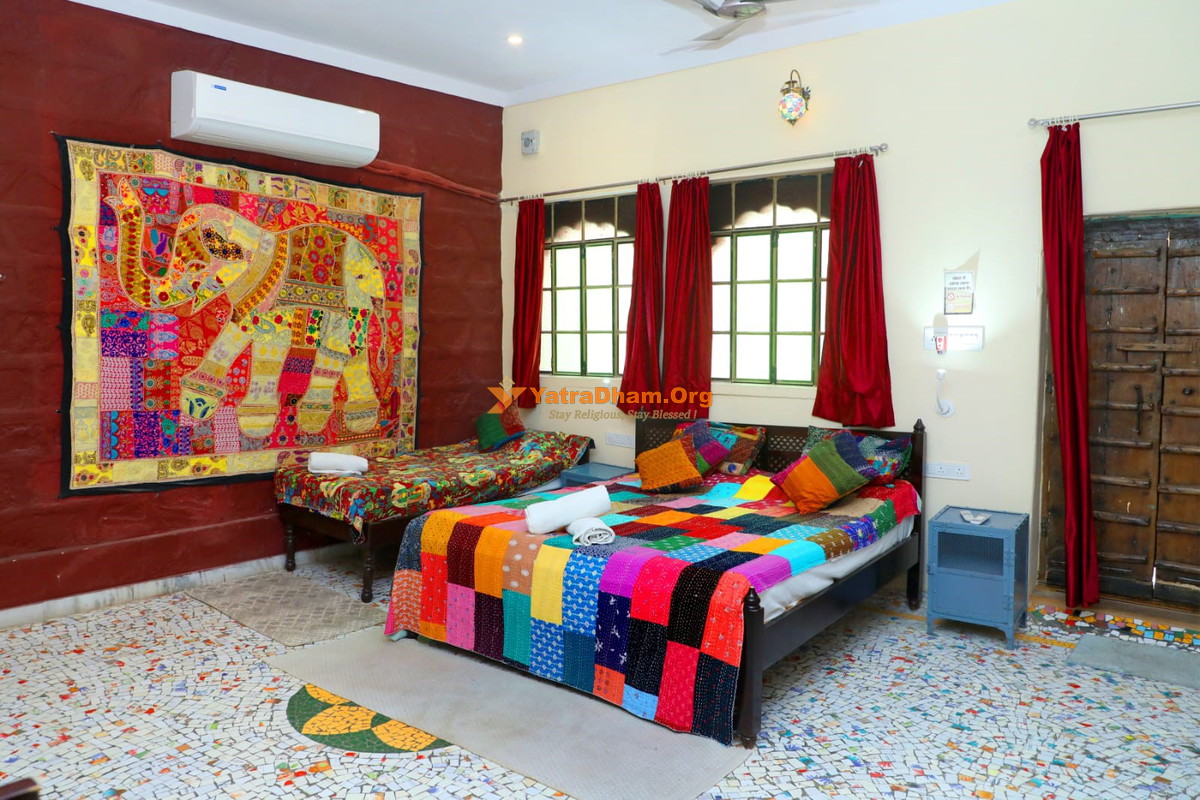 Jodhpur Hotel Heritage Haveli 3 Bed Room View