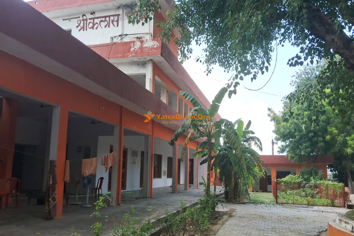Allahabad (Prayagraj) Shri Kailash Dham Building