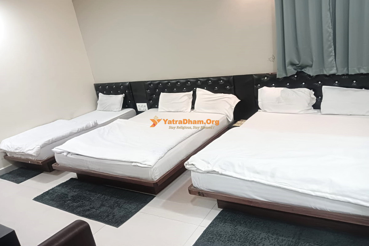 Hotel Naman Palace Ujjain 5 Bed Room