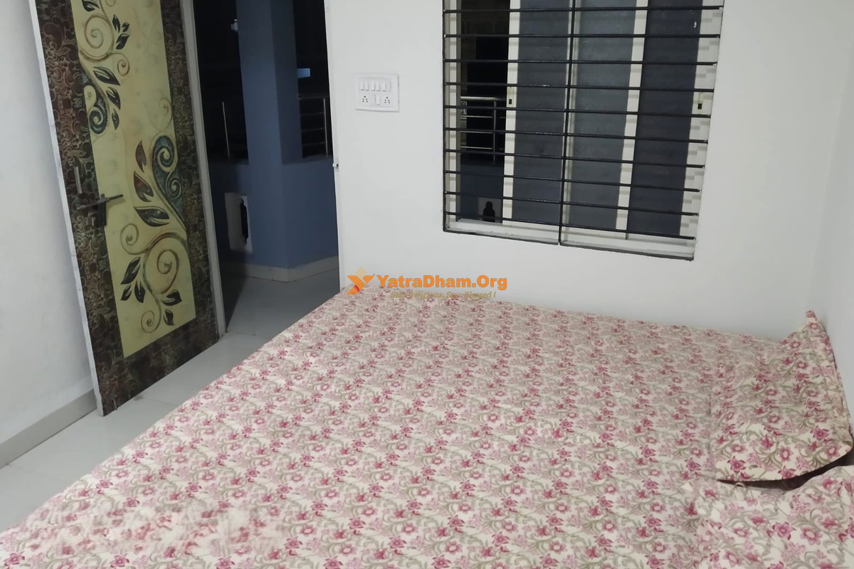 Narmadiya Brahman Dharamshala (Dwarikapuri) Indore Room