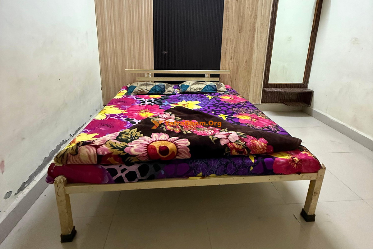 Tiwari Dharamshala And Guest House (Gopilal Hiralal Dadhich Brahmin) Ujjain 2 Bed Room