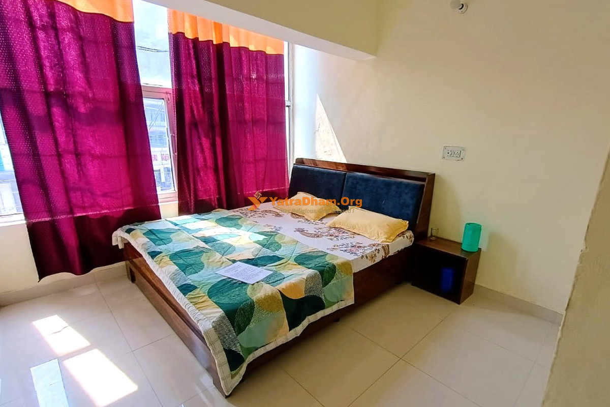 Chamoli (Pipalkoti) Grace Home Stay  2 Bed Room View