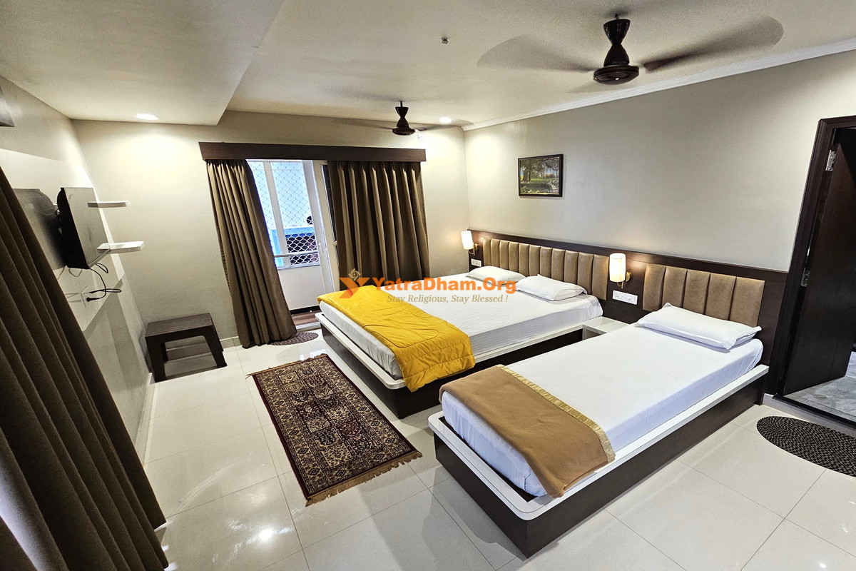Shridham Ashram Puri 3 Bed Room