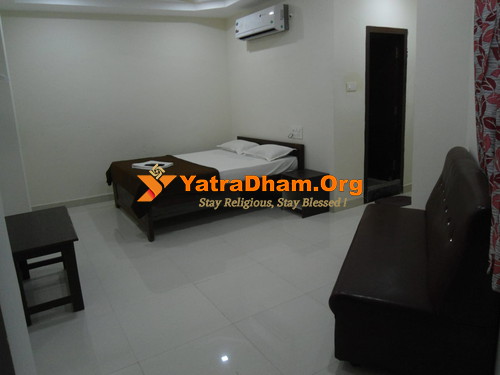 Raichur Hotel CM Residency Bed Room View