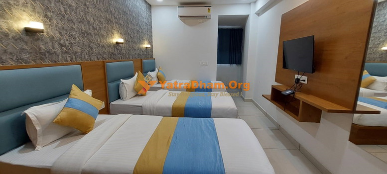 Becharaji Hotel The Grand Radhey 2 Bed Super Deluxe Room