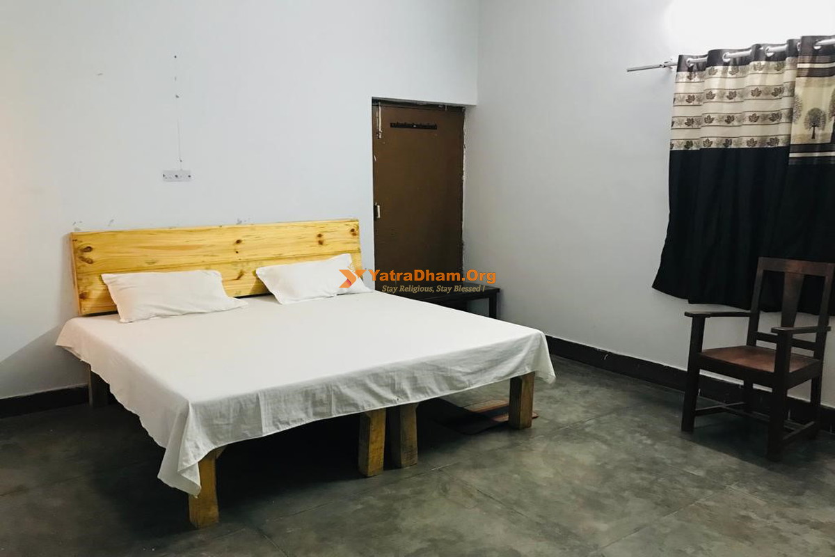 Balaji Atithi Bhawan Varanasi 2 Bed Room