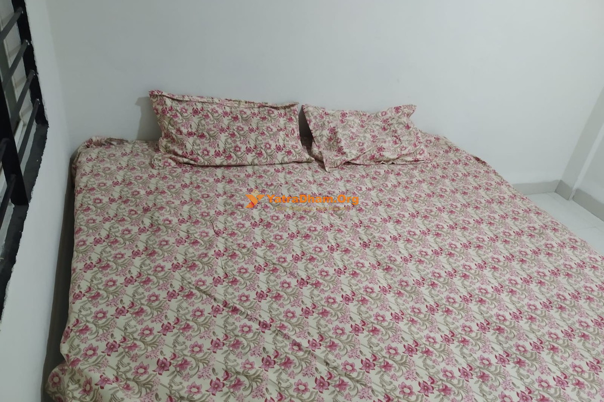 Narmadiya Brahman Dharamshala (Dwarikapuri) Indore Room 