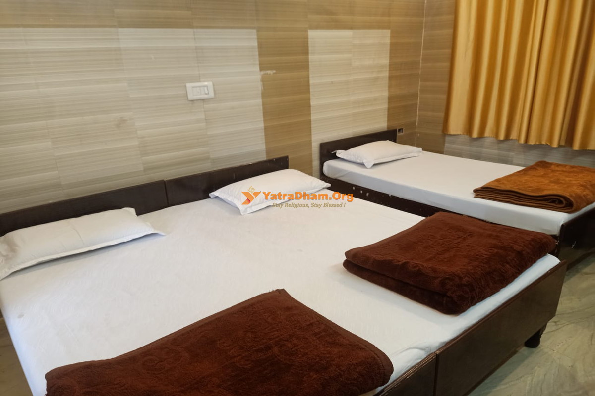Baba Sitaram Ashram Haridwar 3 Bed Room