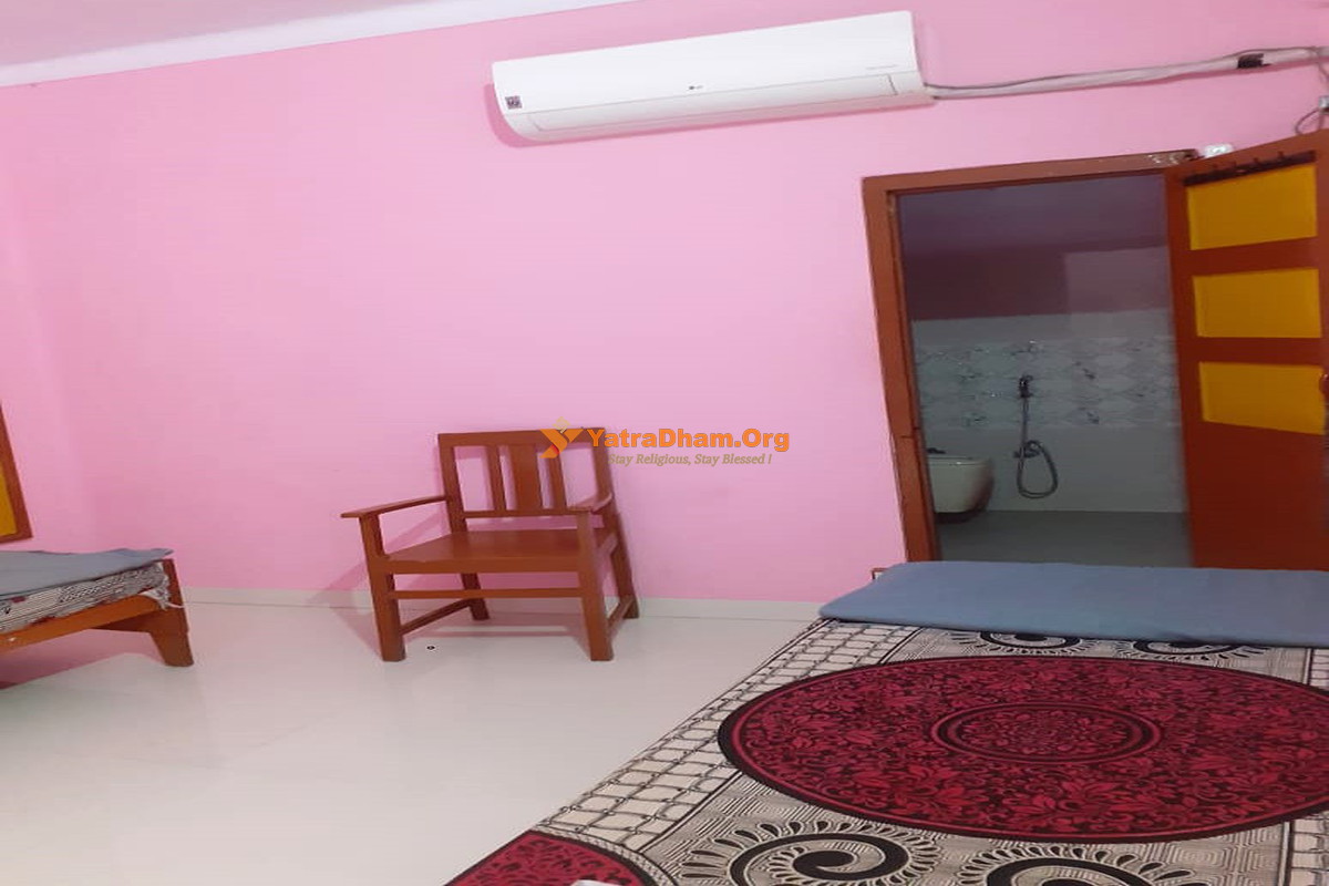 Allahabad (Prayagraj) Shree Gujarati Samaj Room View
