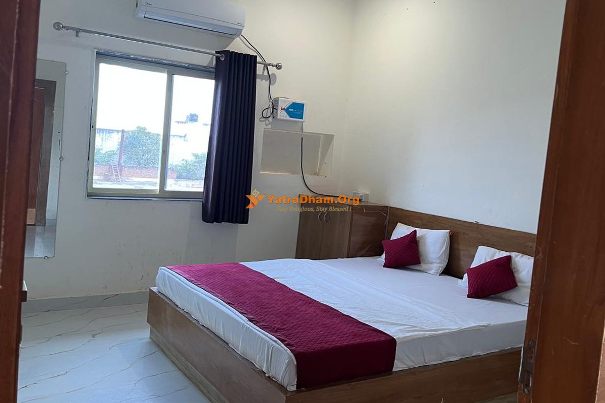 Ladli Palace Guest House Barsana 2 Bed Room View