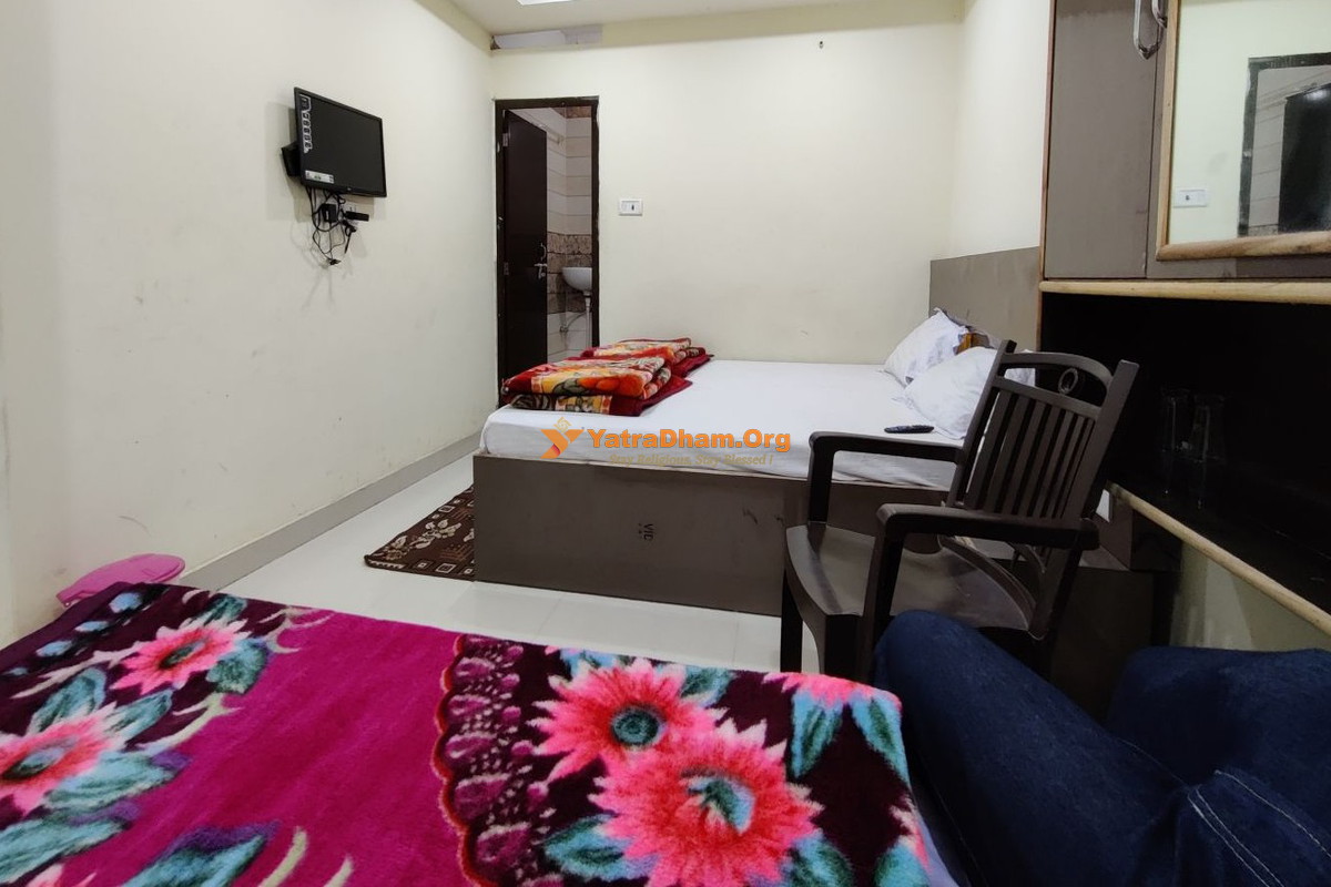 Swastik Guest House Varanasi 3 Bed Room View