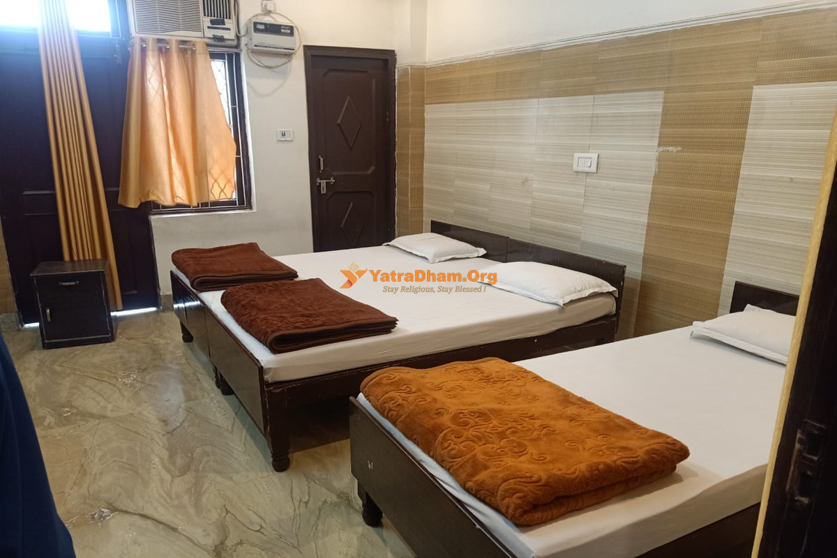 Baba Sitaram Ashram Haridwar 3 Bed Room