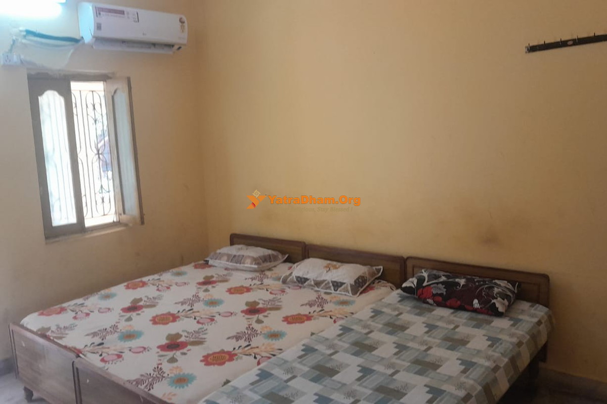 Shree Maha Yogini Rooparahita Ahimsa Yogishwaraveera Dharamaja Matha Srisailam 3 Bed Room