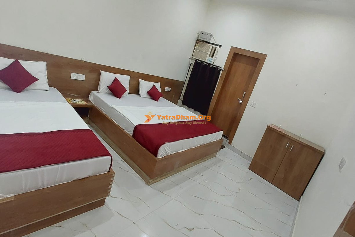 Ladli Palace Guest House Barsana 4 Bed Room View