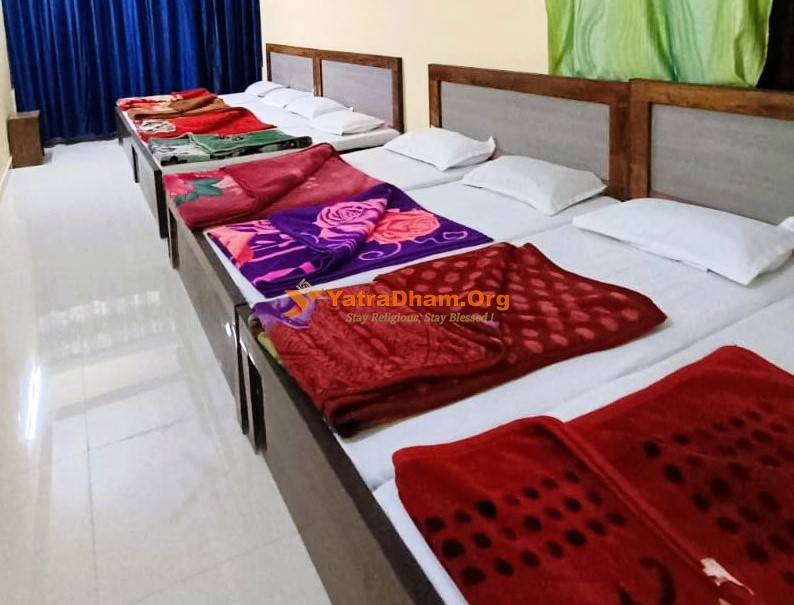 Chamoli (Pipalkoti) Grace Home Stay 8 Bed Room View