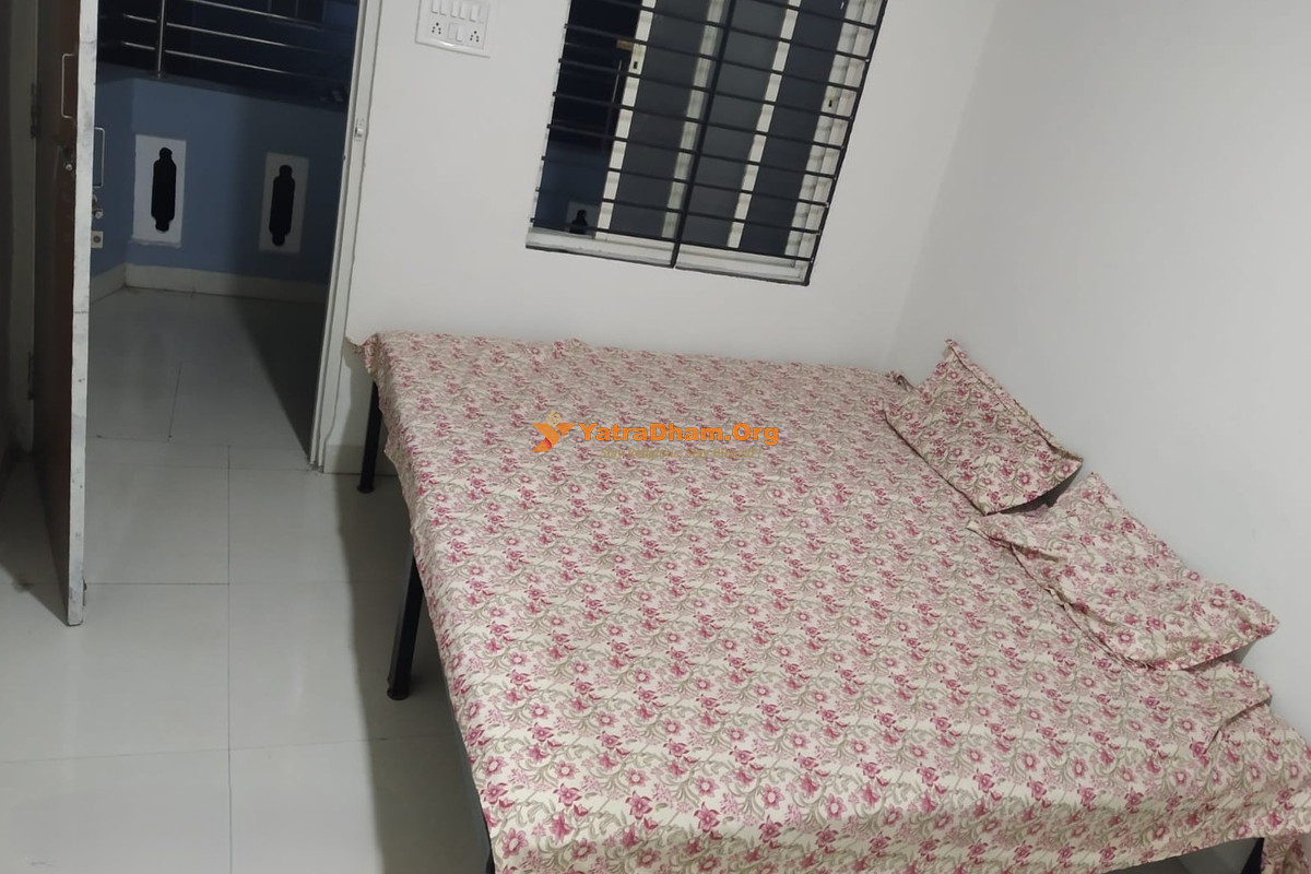 Narmadiya Brahman Dharamshala (Dwarikapuri) Indore Room 