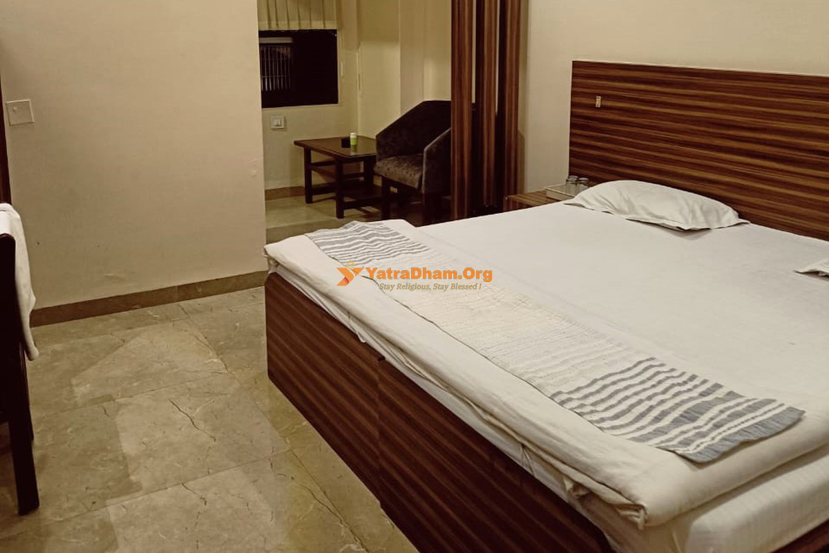 Indore Hotel New Sunder 2 Bed Room 