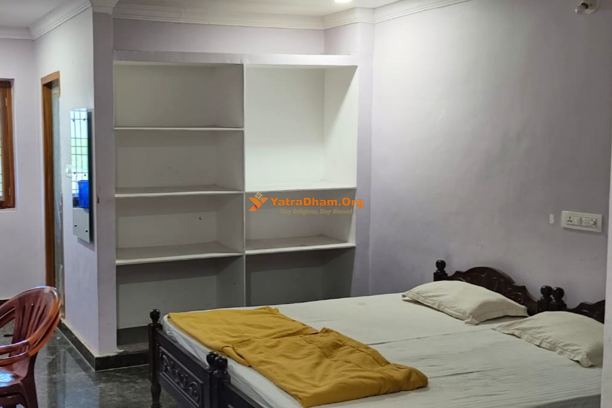 Sri Rajarajeshwara Reddy Building Vemulawada 2 Bed Room View