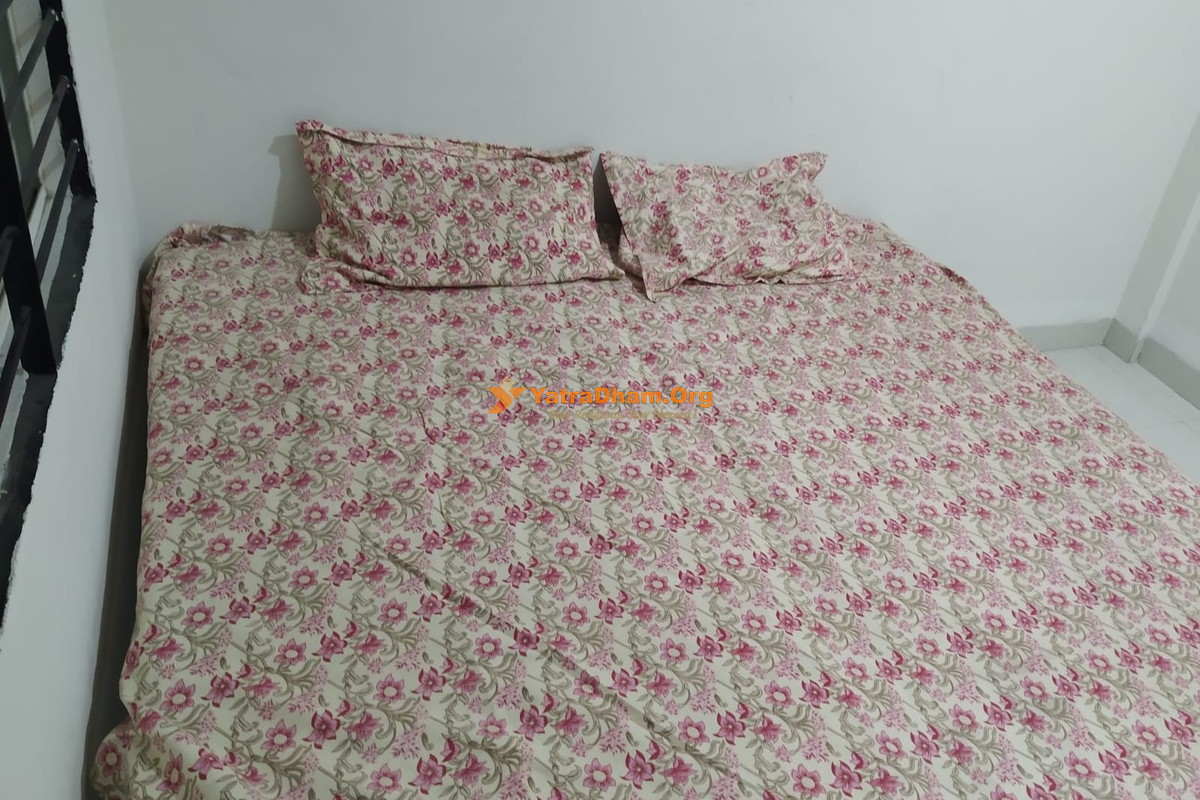 Narmadiya Brahman Dharamshala (Dwarikapuri) Indore Room