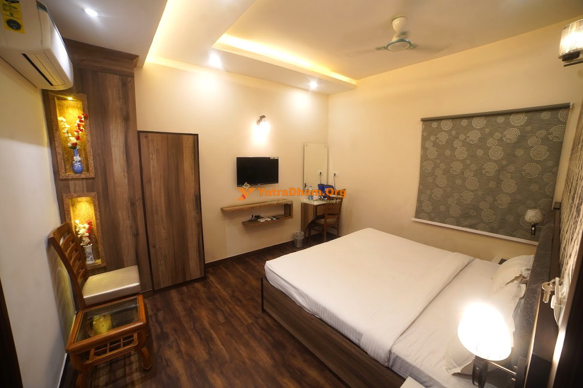 Jalandhar Hotel P-1 Comfort Zone 2 Bed Ac Room View