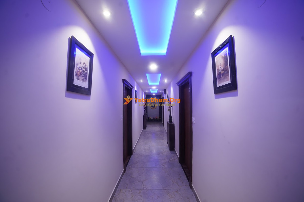 Jalandhar Hotel P-1 Comfort Zone 3 Bed Super Deluxe Room View