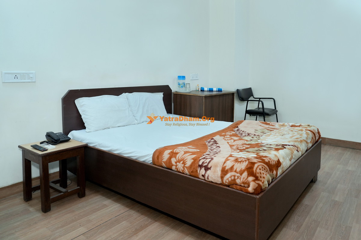 Shri Vaishnav Vishranti Bhawan - Indore 2 Bed Room