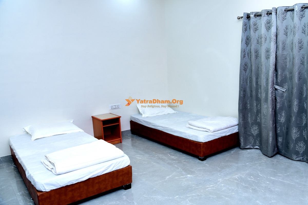 Adinath Bhavan Palitana 2 Bed Room