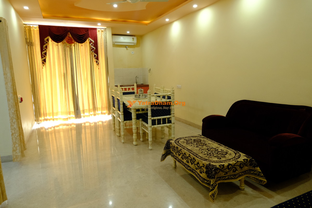 ISKCON Guest House Ujjain Room