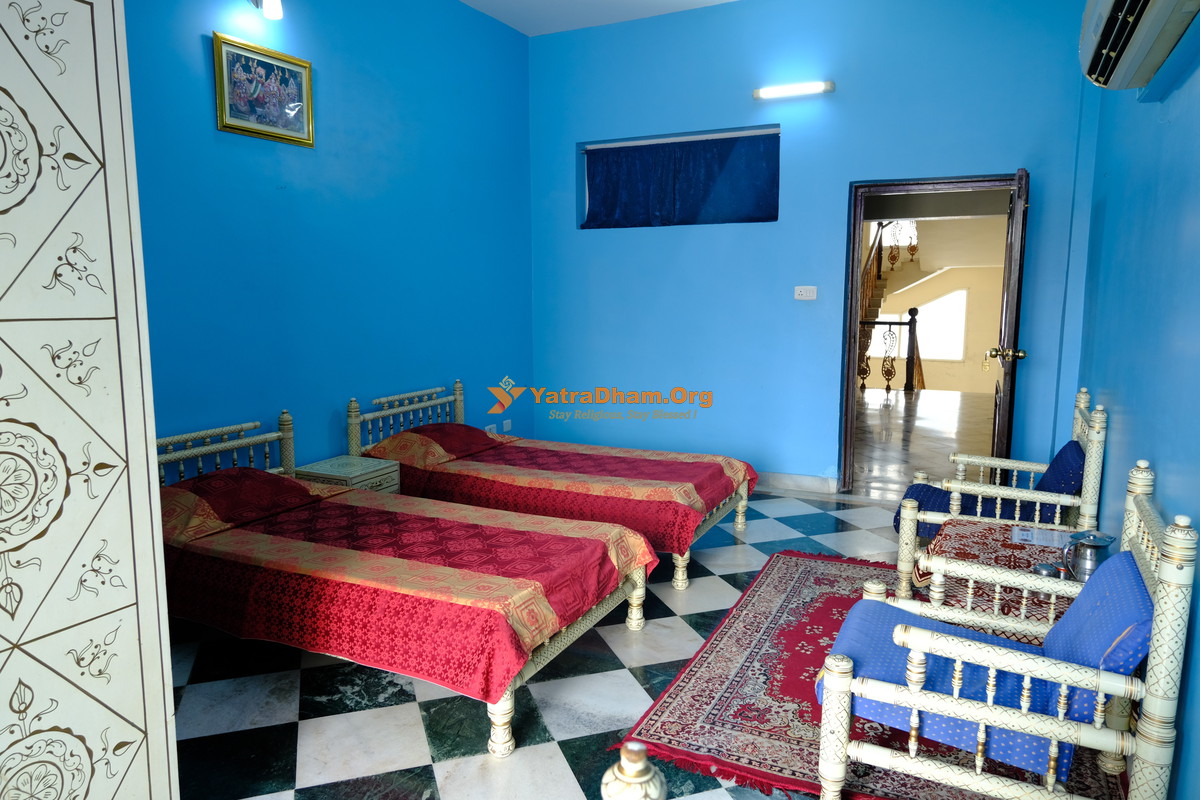 ISKCON Guest House Ujjain Room