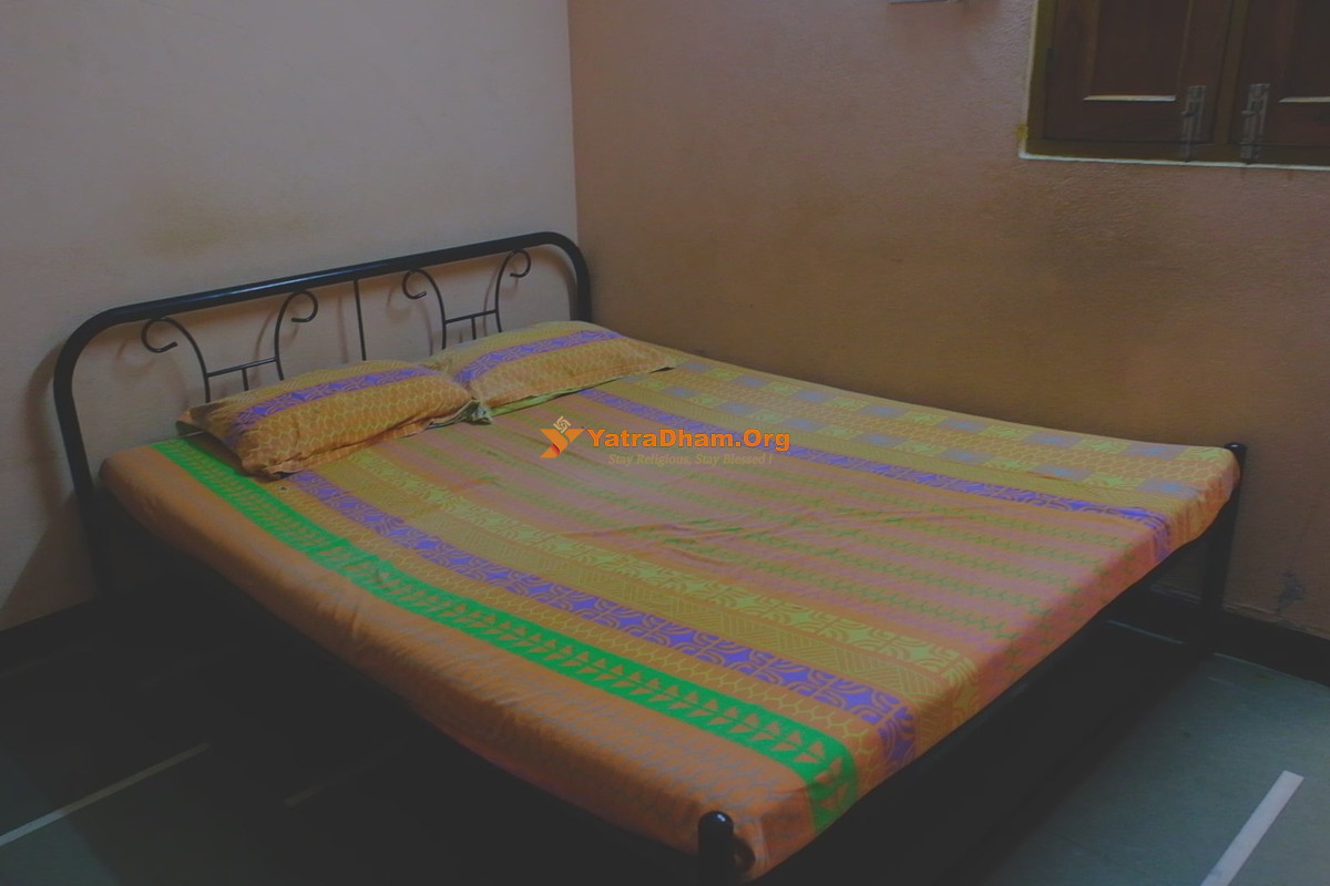 Indore Shri Ram Atithi Gruh (Darji Gujarati Samaj) 2 Bed Room 