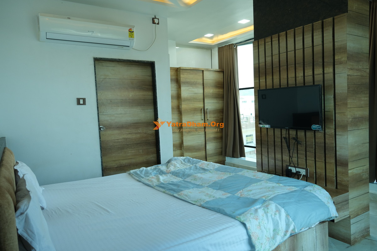 Maa Ashapura Hotel 2 Bed Room Mata No Madh (Kutch Bhuj)