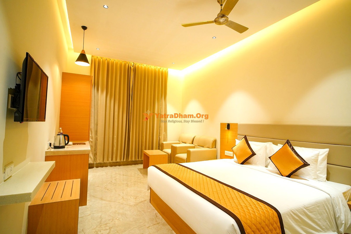 Hotel Nakshatra - Palani 2 Bed Room View