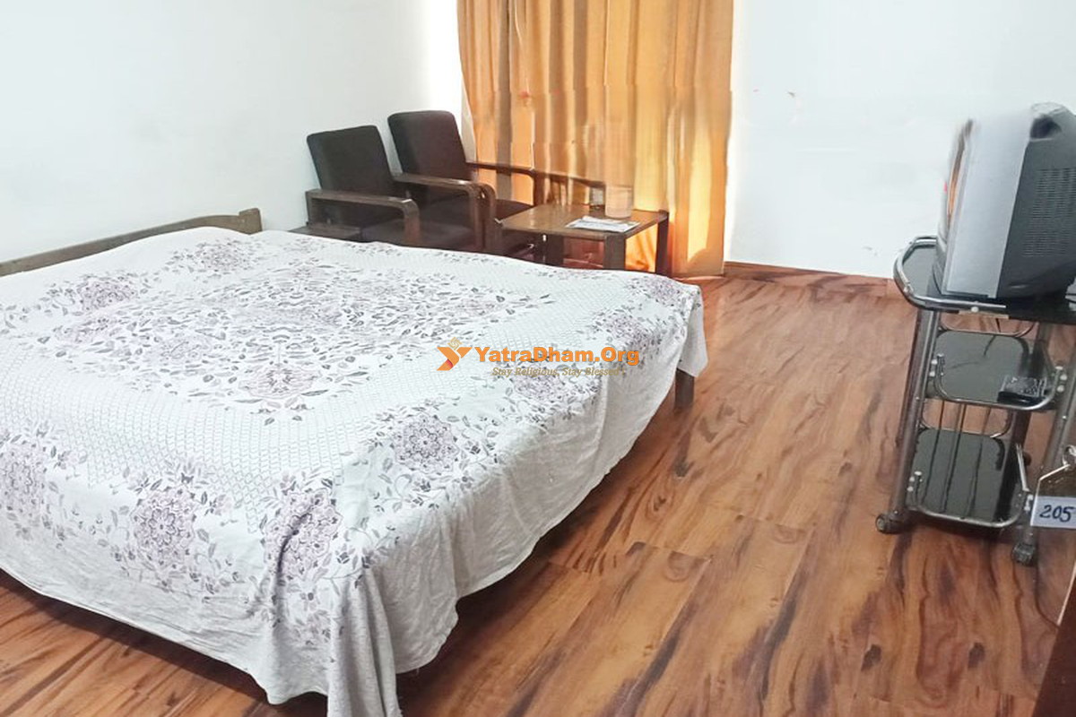 Jyotir Tourist Complex (GMVN) Joshimath (Chamoli) 2 Bed Economy Room