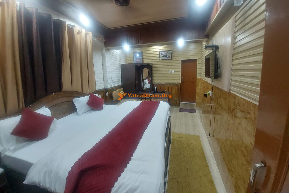Hotel Suri Rudraprayag 2 Bed Room View