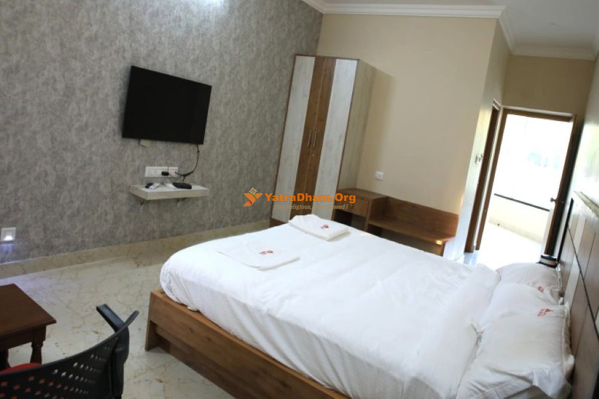 Hotel Tamil Nadu Tirunelveli 2 Bed Executive AC Room View