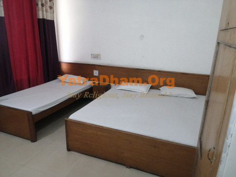 Hotel Swastik Room Karnaprayag